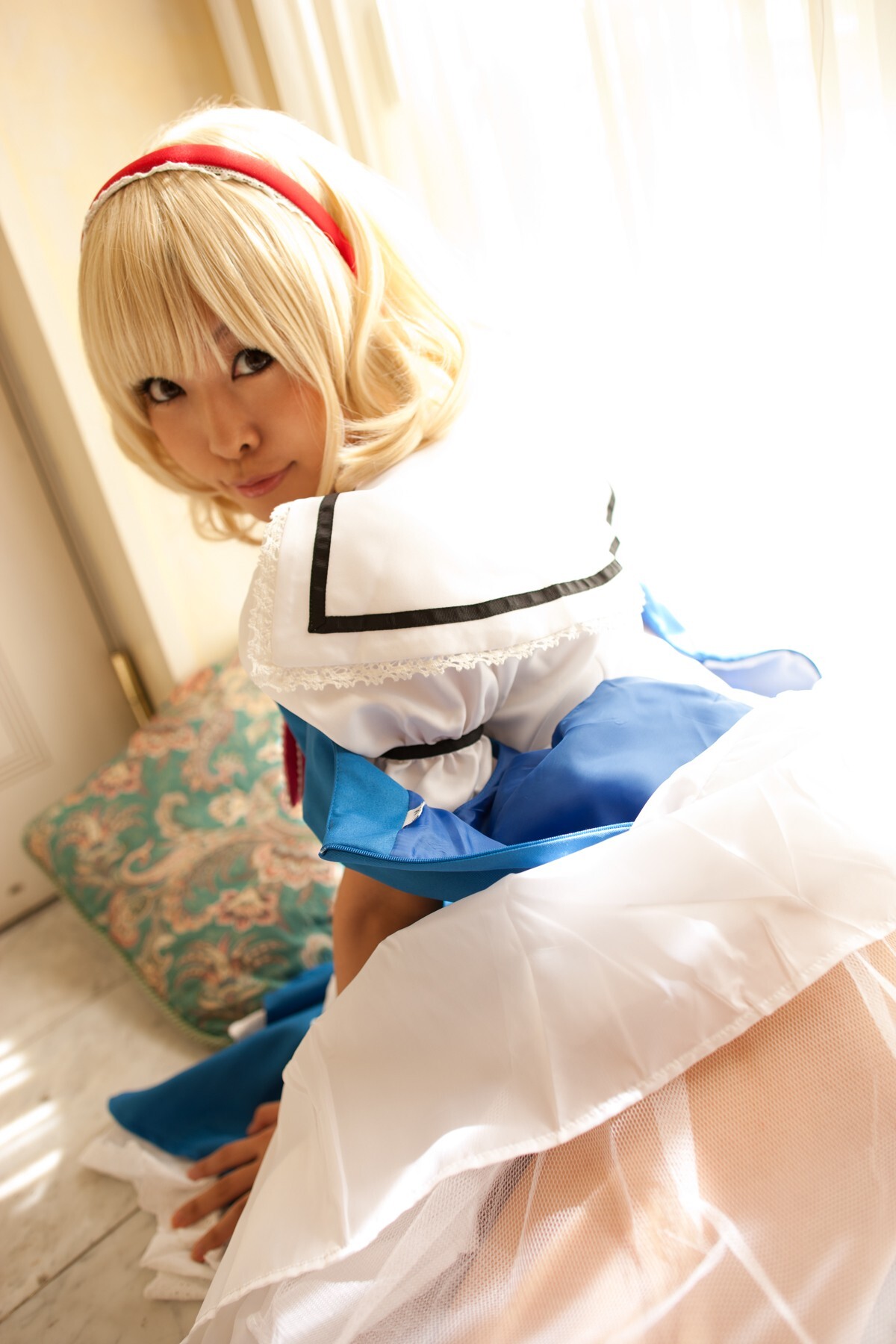 [Cosplay] New Touhou Project Cosplay  Hottest Alice Margatroid ever